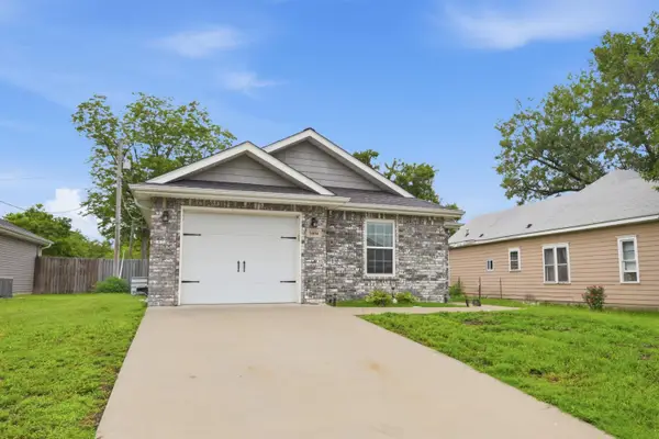 1604 S Minnesota Avenue, Joplin, MO 64804