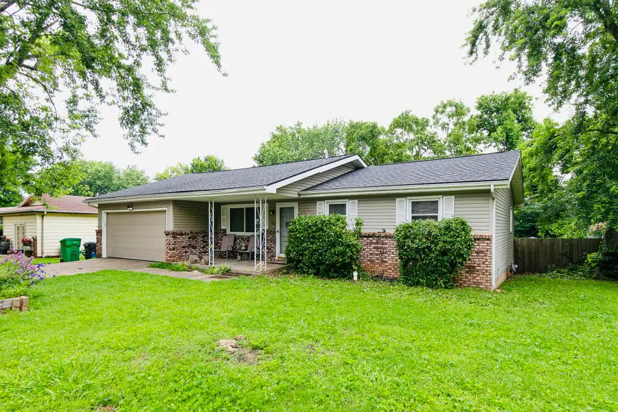 803 W Morningside Street, Springfield, MO 65807 - #2