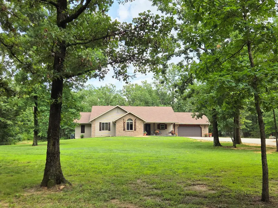1346 Golf Course Road, Marshfield, MO 65706 - #3
