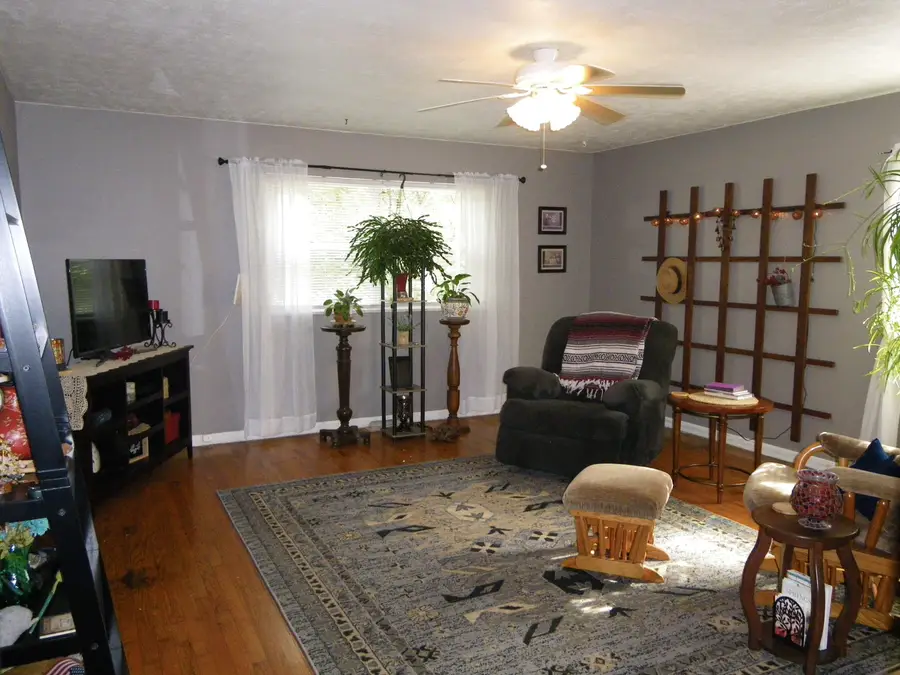 1443 E Berkeley Street, Springfield, MO 65804 - #2