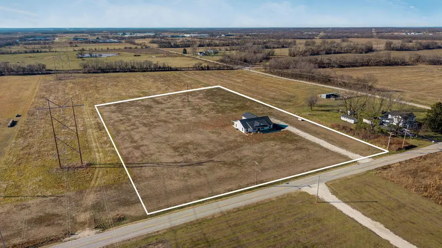 1883 S Farm Rd 107, Springfield, MO 65802 - #3