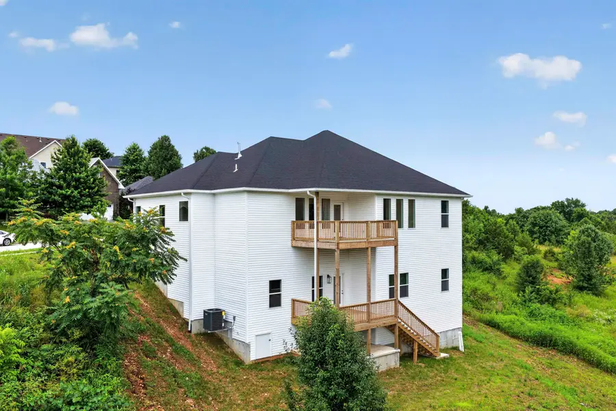 845 S Black Sands Avenue, Nixa, MO 65714 - #3