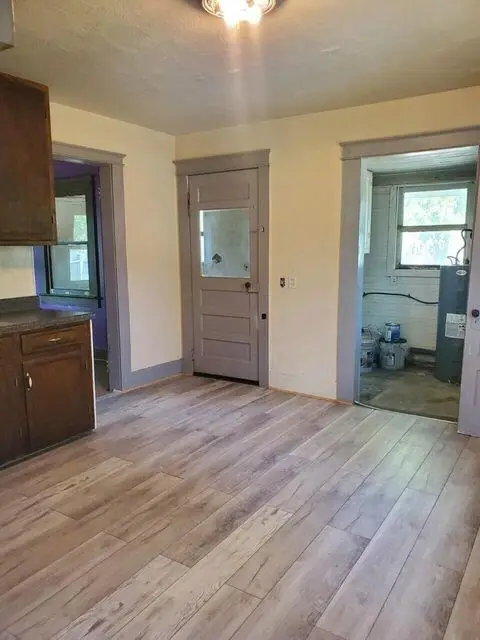 136 N Charles Street, Seymour, MO 65746 - #3