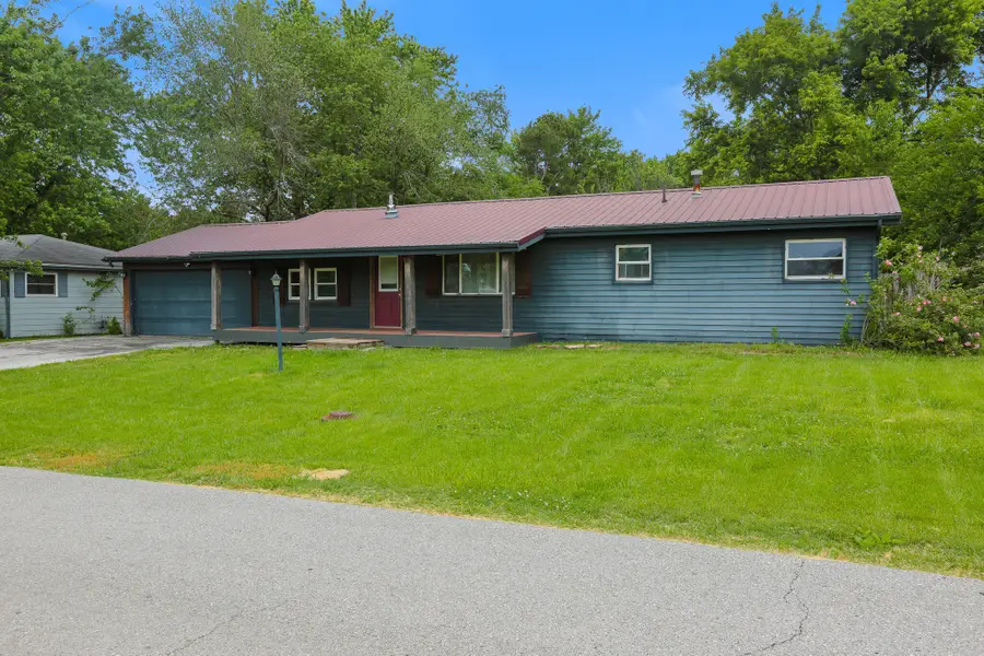 304 Jackson Street, Rogersville, MO 65742 - #2