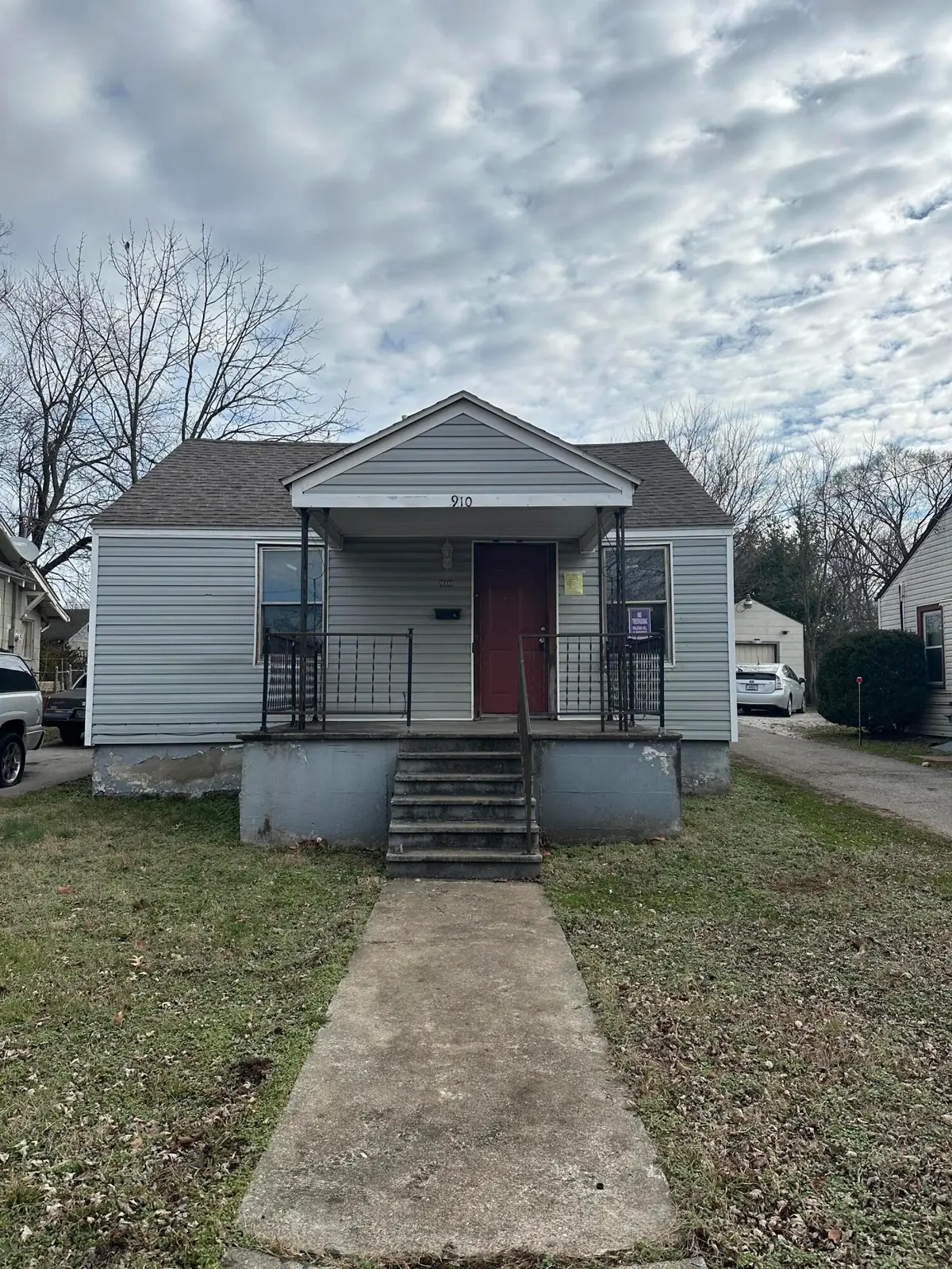 910 S Newton Avenue, Springfield, MO 65806 - #1