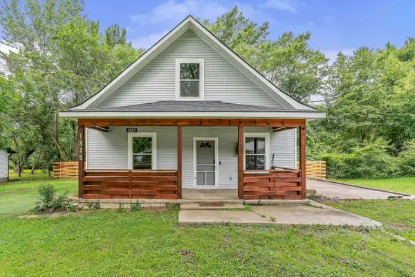 1825 N Burton Avenue, Springfield, MO 65803