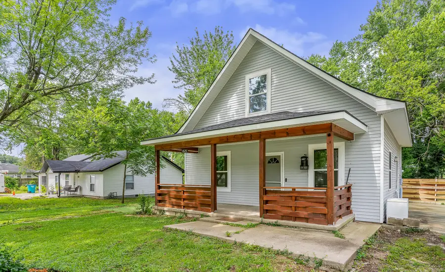 1825 N Burton Avenue, Springfield, MO 65803 - #2