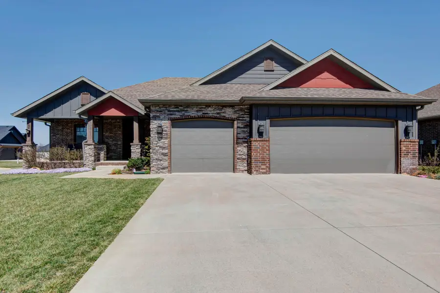 921 E Thorndale Drive, Nixa, MO 65714 - #2