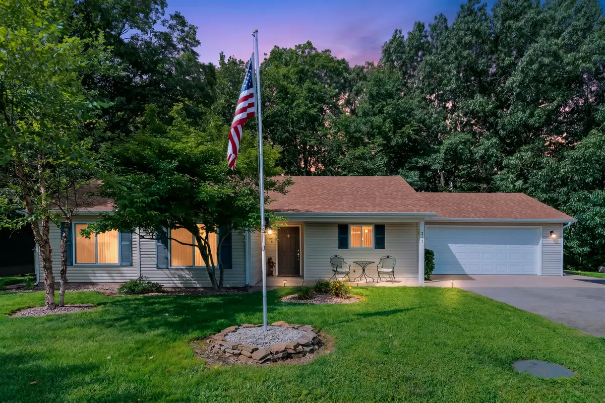 211 N Catamount Boulevard, Branson West, MO 65737 - #1