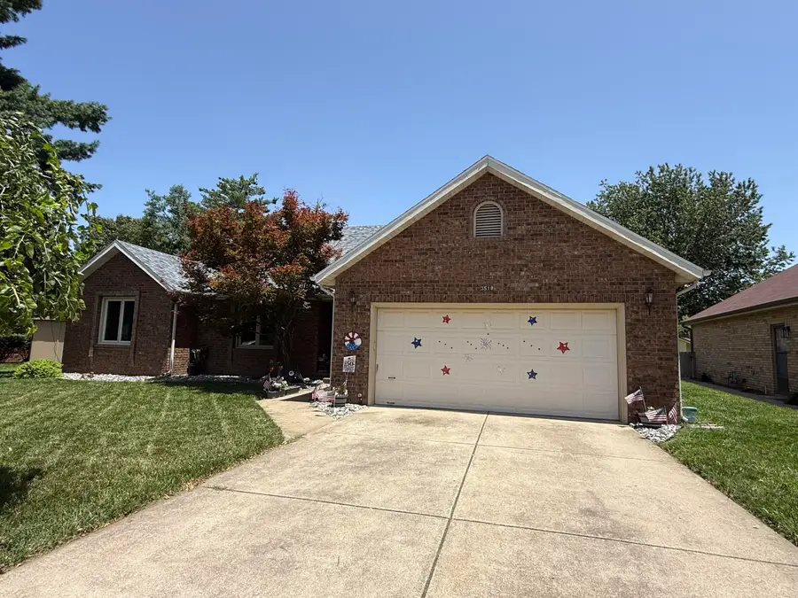 3518 S Bellhurst Avenue, Springfield, MO 65804 - #2