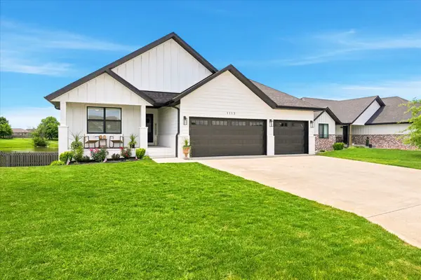 1113 S Natchez Road, Republic, MO 65738