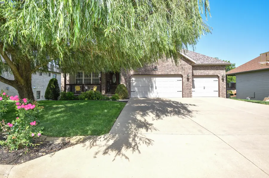 442 Spring Meadow Drive, Rogersville, MO 65742 - #2