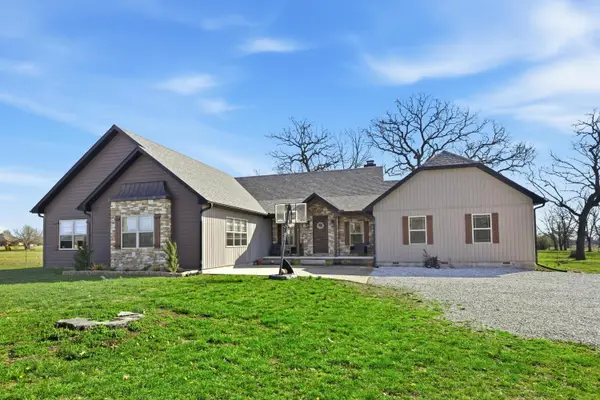 8161 Falcon Road, Neosho, MO 64850