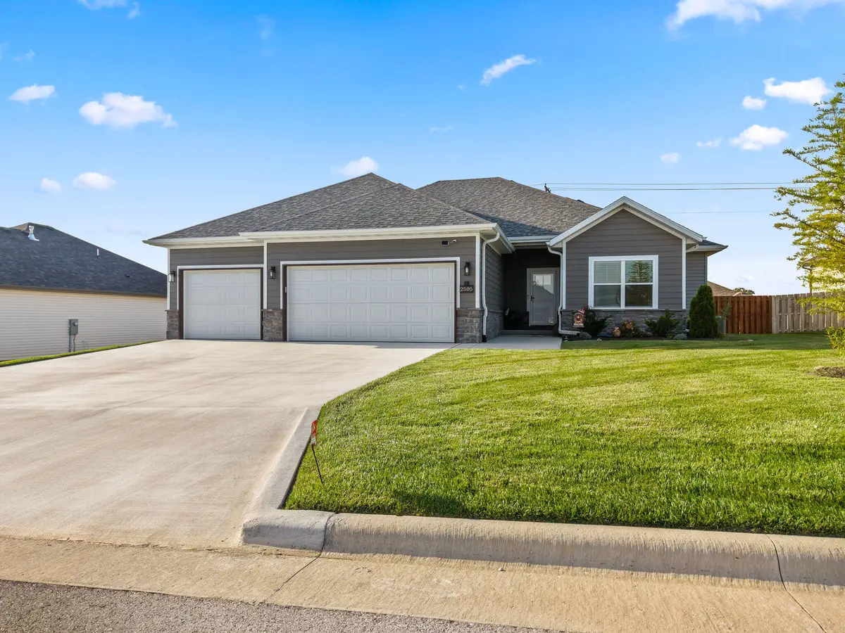 2505 W Mcguffey Street, Ozark, MO 65721 - #1