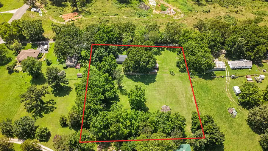 1438 N Woodview Road, Nixa, MO 65714 - #3