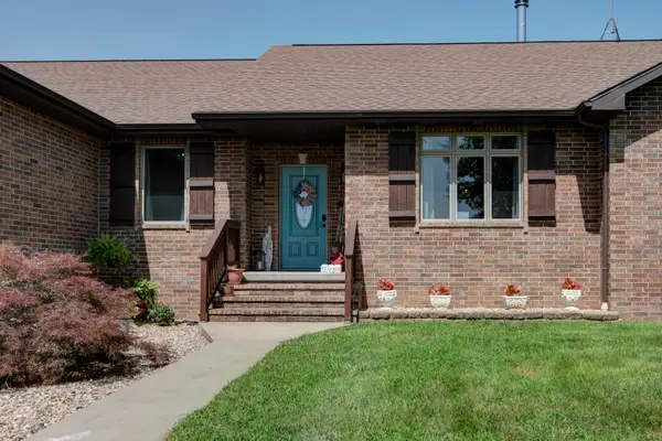 6879 State Highway O, Ash Grove, MO 65604