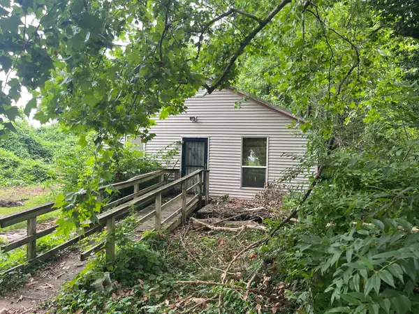 2233 E Blaine Street, Springfield, MO 65803