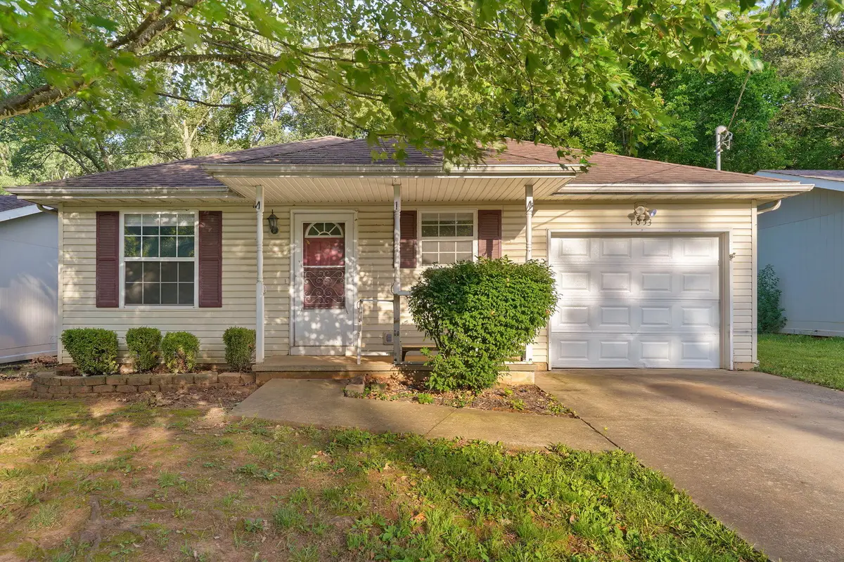 1053 S Colgate Avenue, Springfield, MO 65802 - #1