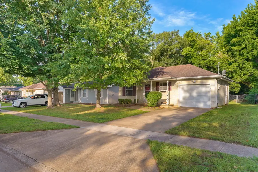 1053 S Colgate Avenue, Springfield, MO 65802 - #2