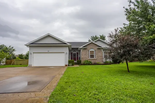 310 E Whippoorwill Drive, Strafford, MO 65757