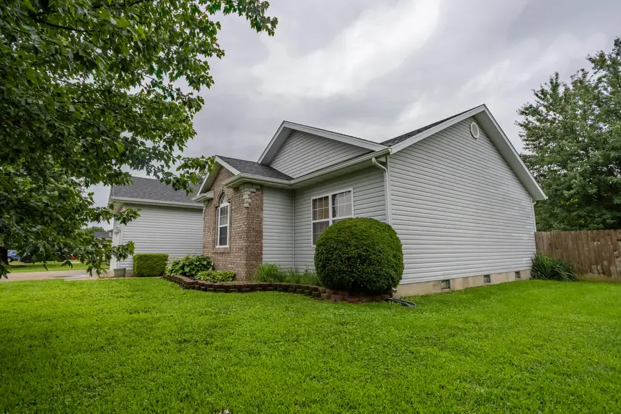 310 E Whippoorwill Drive, Strafford, MO 65757 - #3