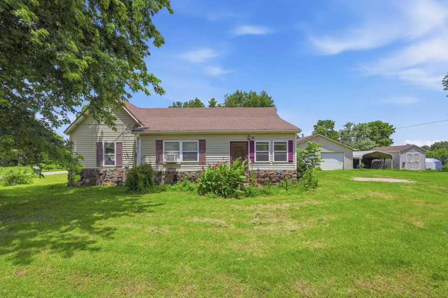 91 Spring Street, Newtonia, MO 64853 - #3
