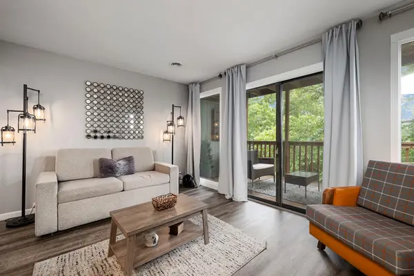 14 Sinatra Court #6, Branson West, MO 65737
