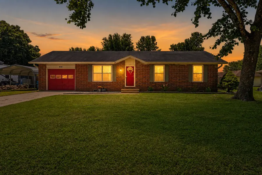 404 E Deanna Lane, Nixa, MO 65714 - #2