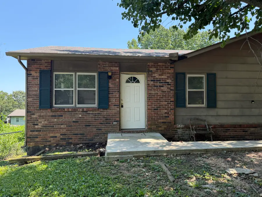2208 Lynn Drive, West Plains, MO 65775 - #3