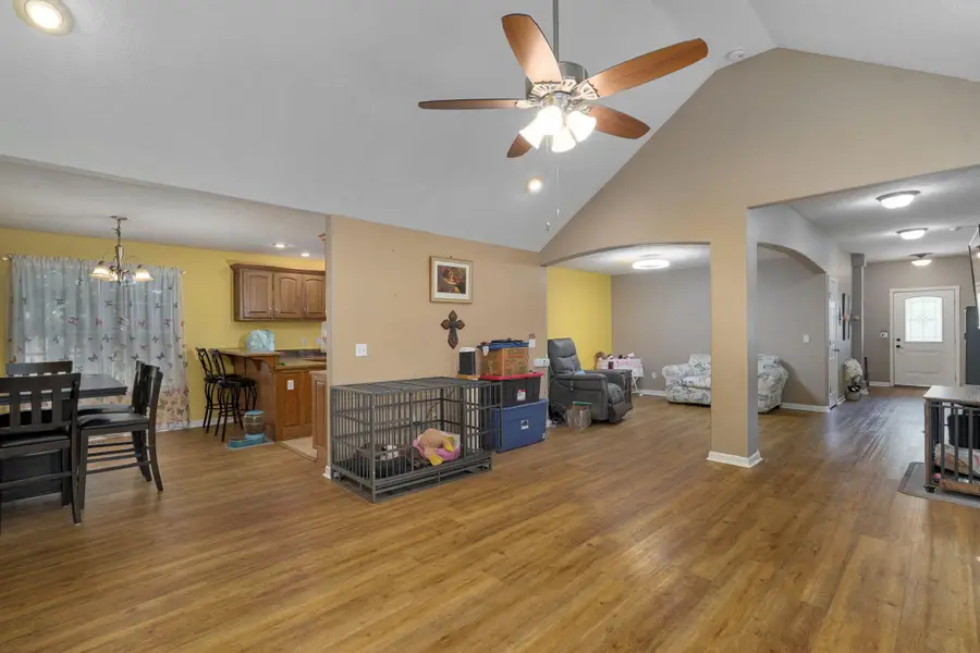 3977 W Beechwood Street, Springfield, MO 65807 - #3