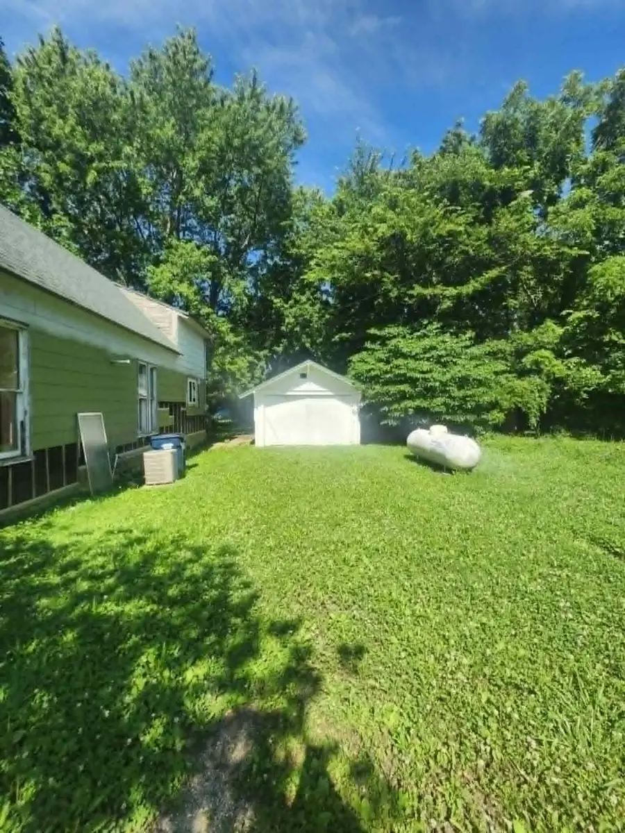 629 N Locust Street, Buffalo, MO 65622 - #2
