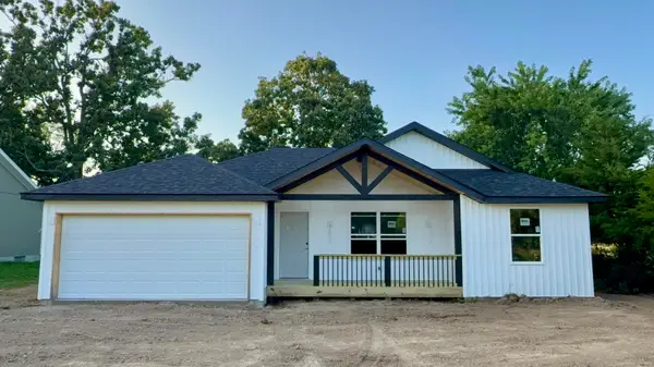53 Blue Ridge Drive, Seymour, MO 65746