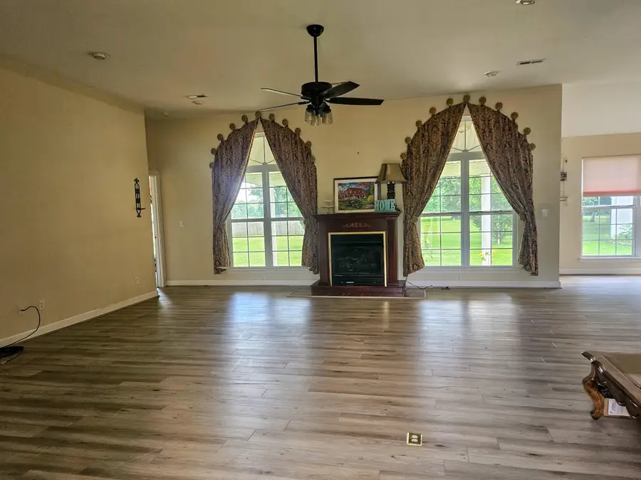 1409 Hockman Street, Mountain View, MO 65548 - #3