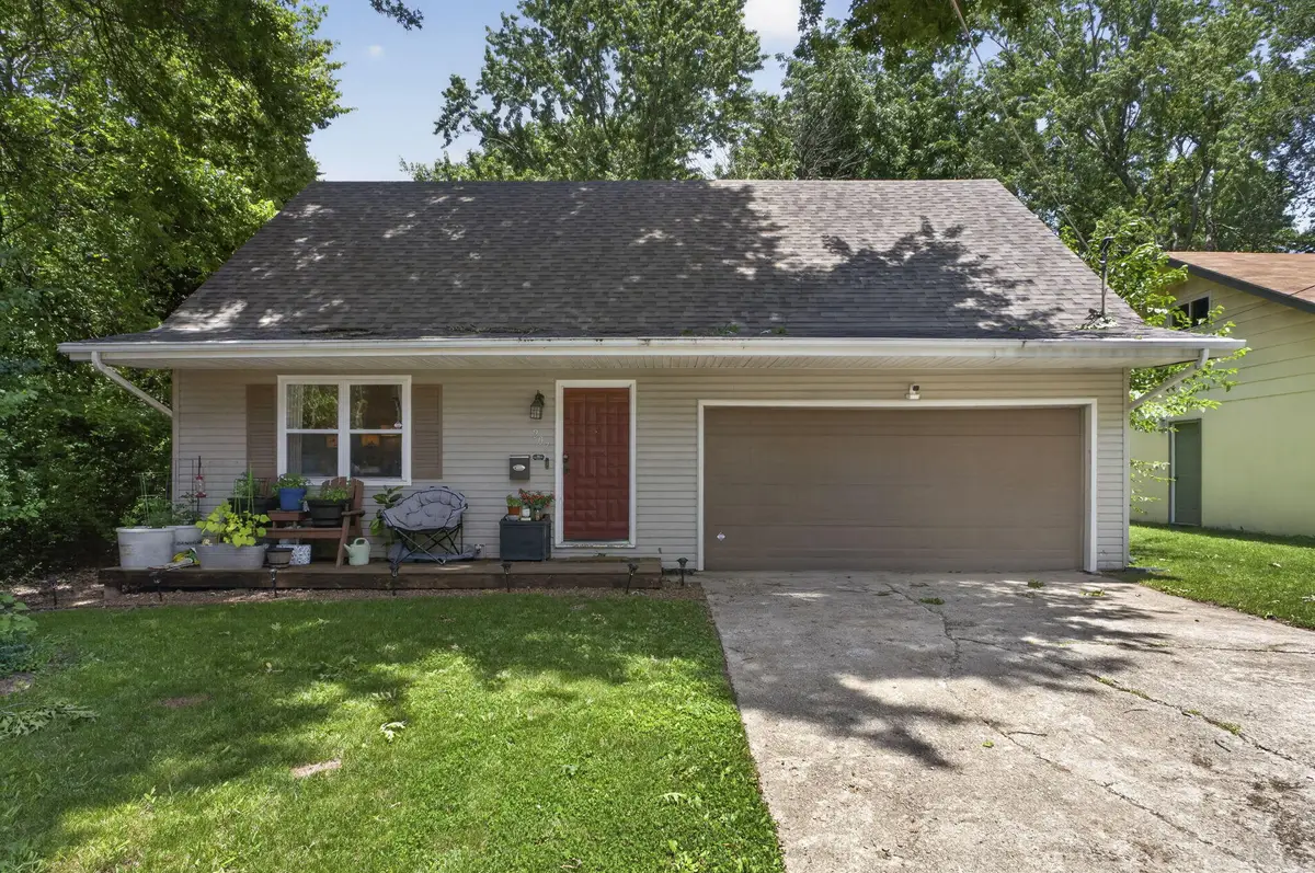 207 E Berkeley Street, Springfield, MO 65807 - #1