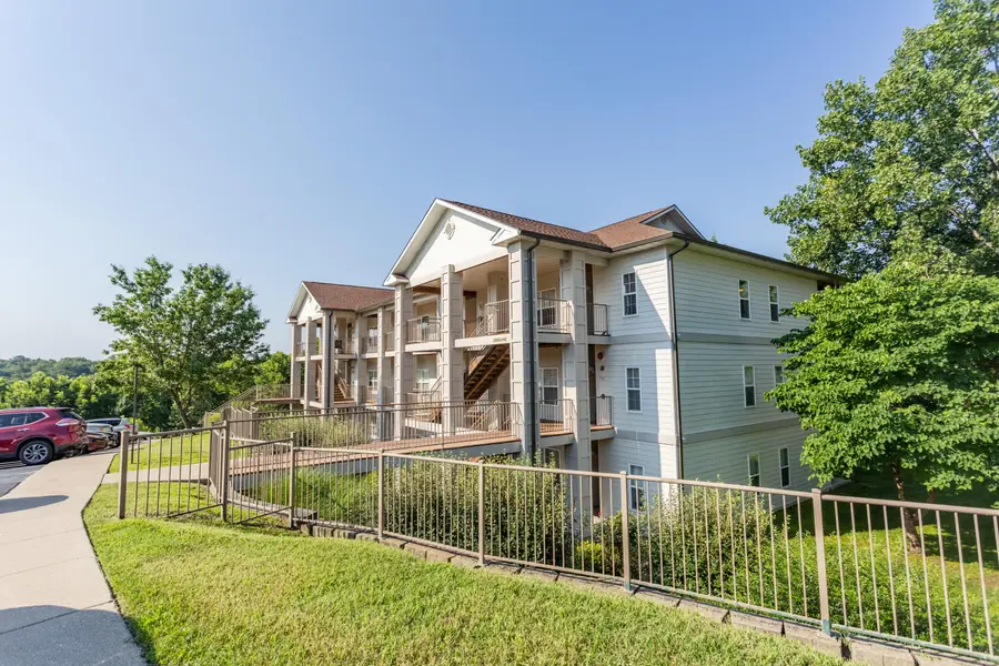 114 Oxford Drive #Apt 12, Branson, MO 65616 - #2
