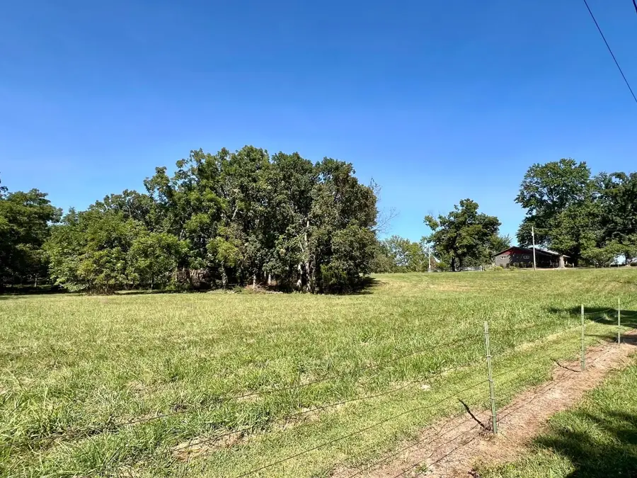 000 Lawrence 2220, Verona, MO 65769 - #3