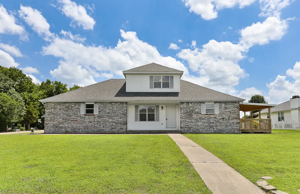 1430 Isdell Street, Bolivar, MO 65613 - #1
