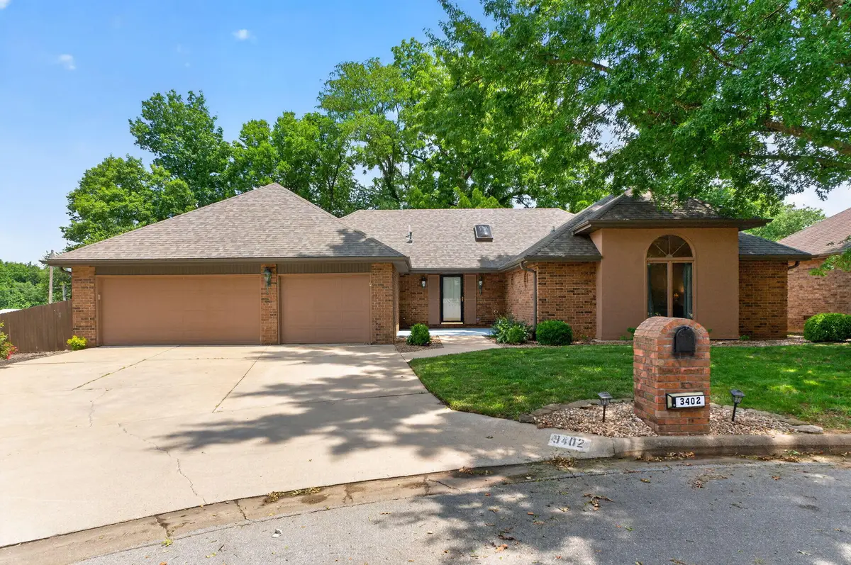3402 S Valley View Avenue, Springfield, MO 65804 - #1