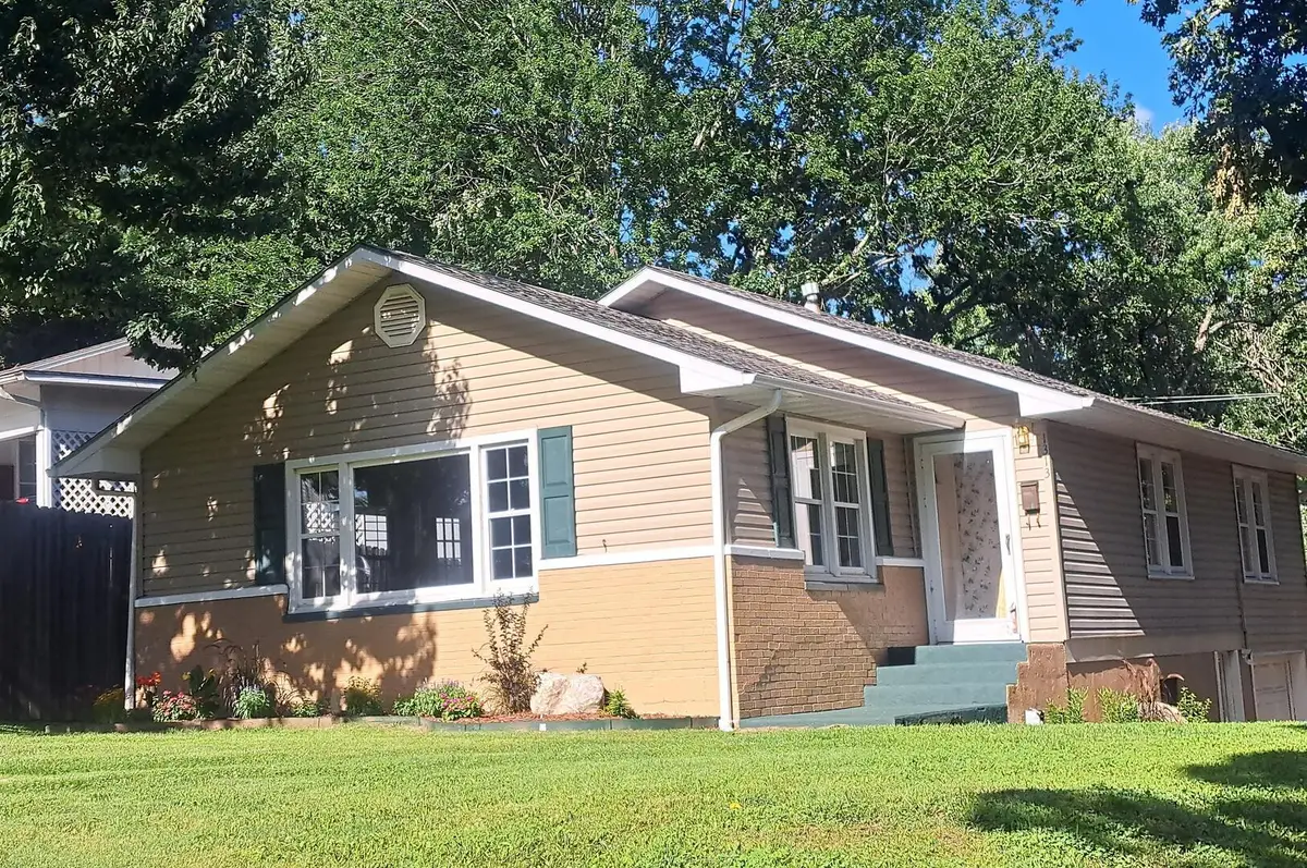 1313 Fairmont Drive, Neosho, MO 64850 - #1