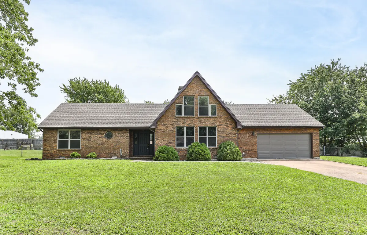1922 S Colony Avenue, Bolivar, MO 65613 - #1