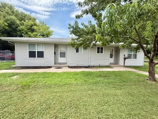 716 E Locust Street, Springfield, MO 65803