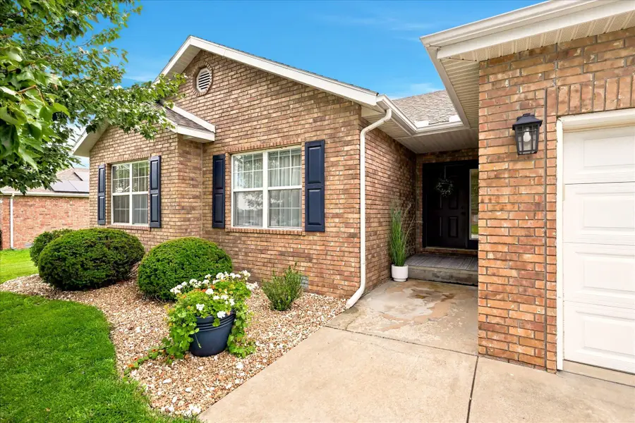 105 E Osage Street, Strafford, MO 65757 - #2