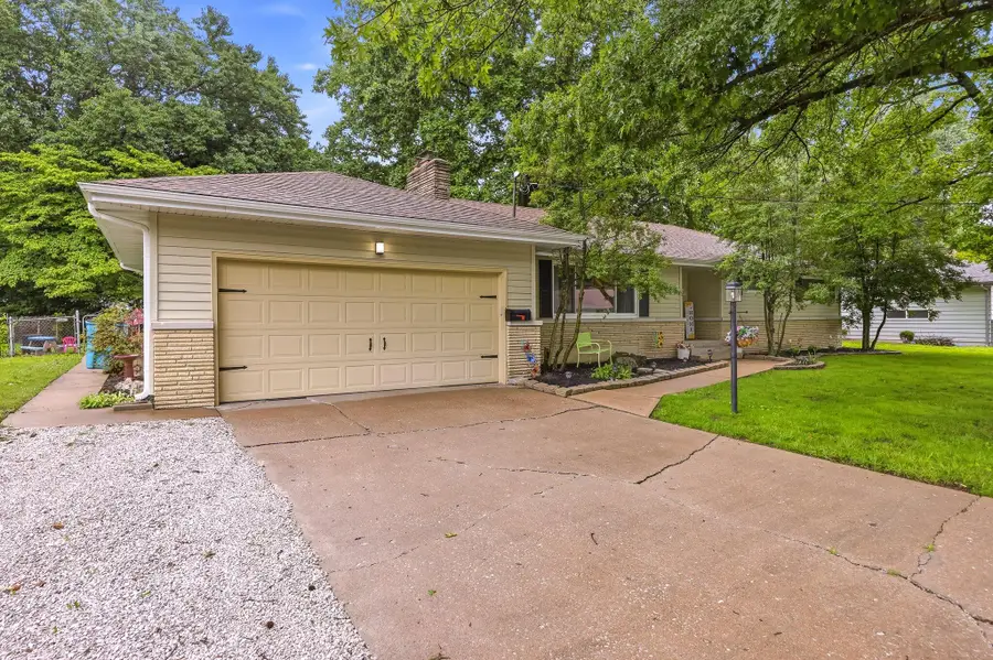 1704 S Link Avenue, Springfield, MO 65804 - #2