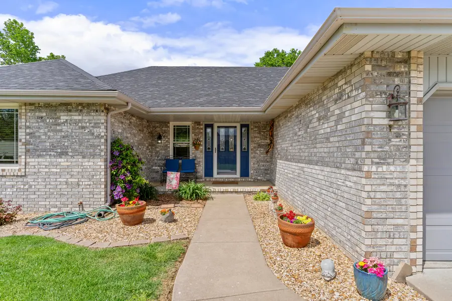 715 W Wasson Street, Nixa, MO 65714 - #3