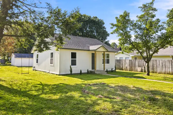 605 N Lincoln Avenue, Monett, MO 65708