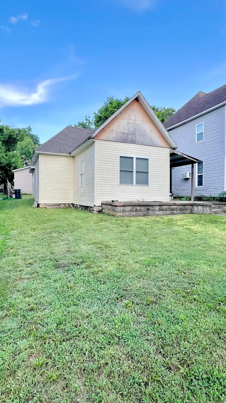 711 4th Street, Monett, MO 65708 - #2