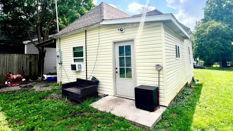 711 4th Street, Monett, MO 65708 - #3