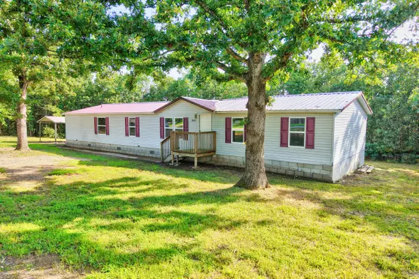 25205 Ranch Drive, Lebanon, MO 65536