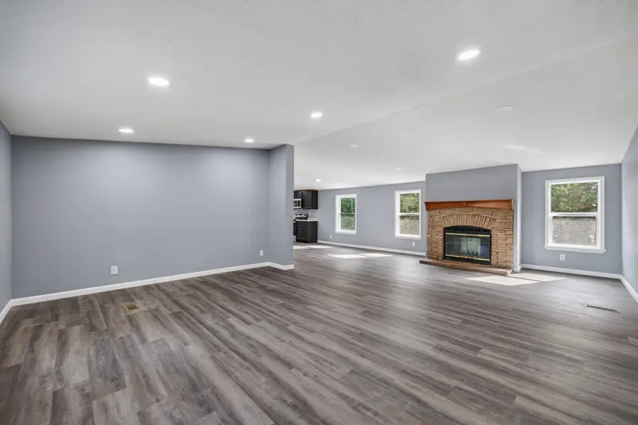 25205 Ranch Drive, Lebanon, MO 65536 - #3