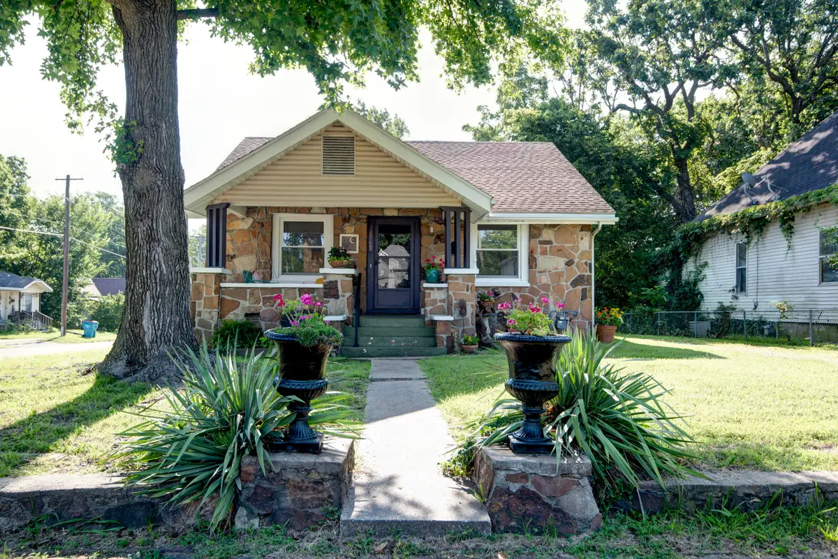 2060 N Benton Avenue, Springfield, MO 65803 - #1